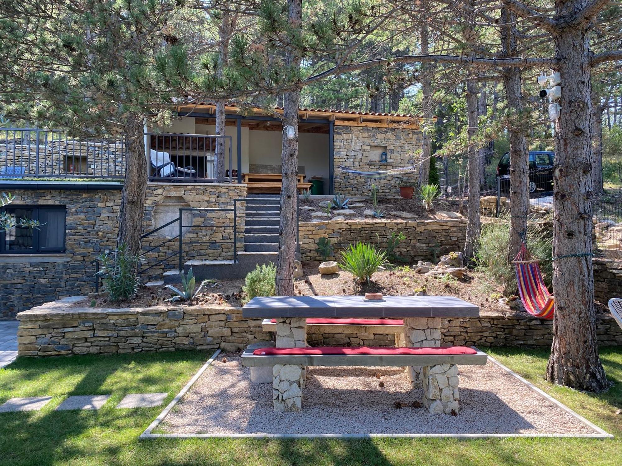 Normabella Holiday Home Tugare Luaran gambar